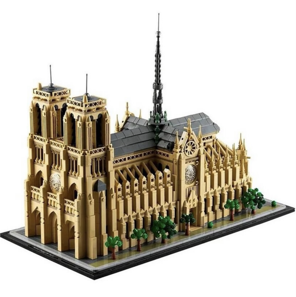 LEGO Architecture Notre Dame Cathedral: prima immagine ufficiale - Il ...